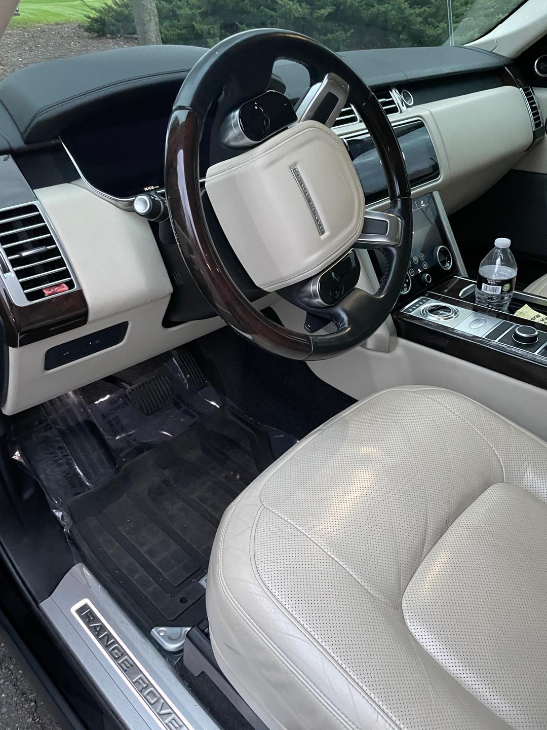 Land Rover_Range Rover 