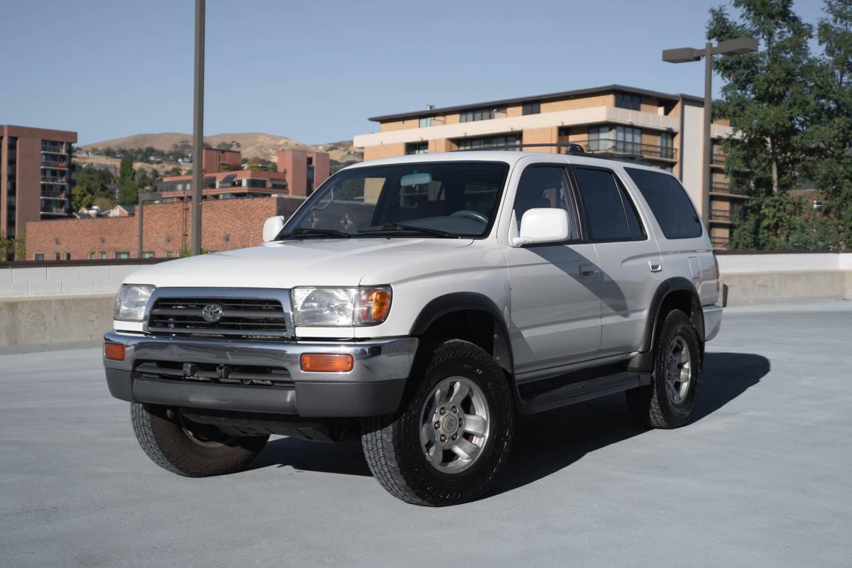 car_image_564x480 - 