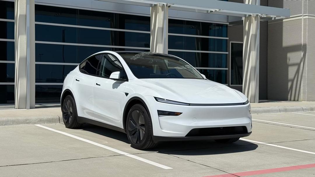 TESLA_Model Y 