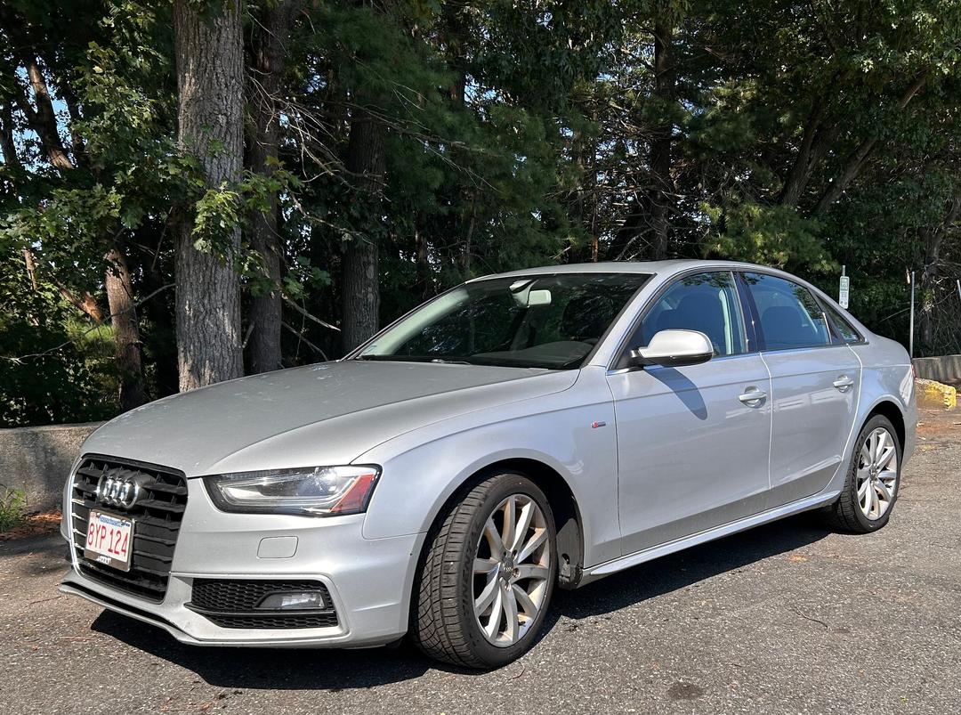 Audi_A4 
