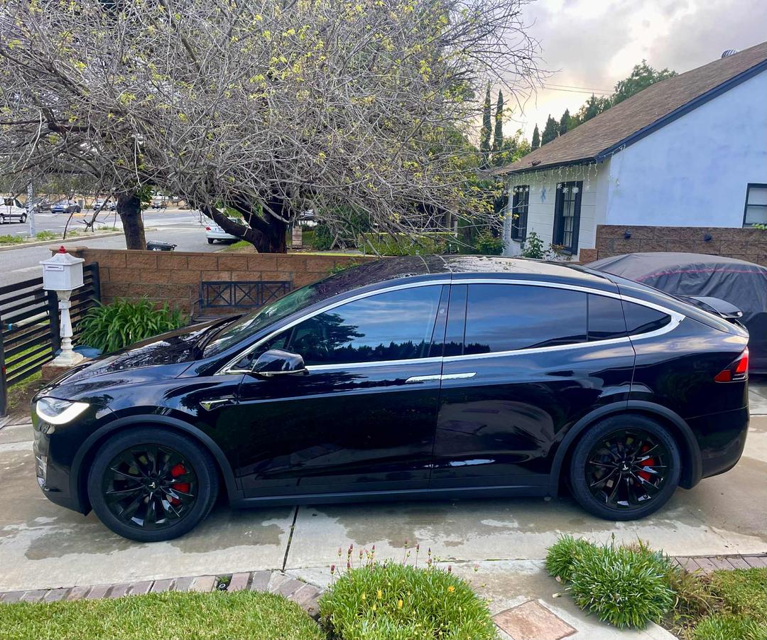 Tesla_Model X 