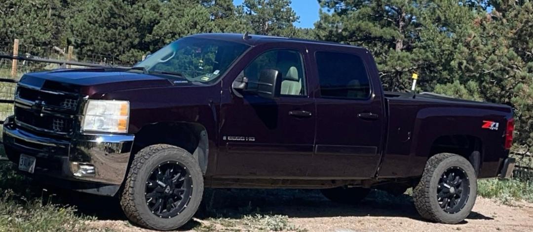 Chevrolet_Silverado 2500 