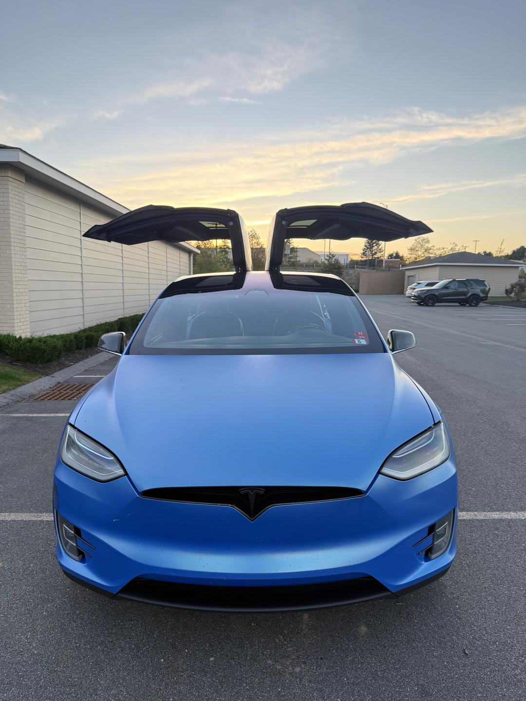 Tesla_Model X 