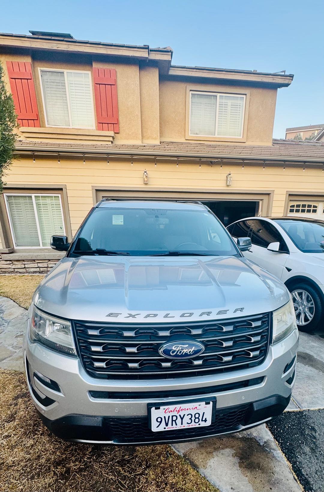 Ford_Explorer 