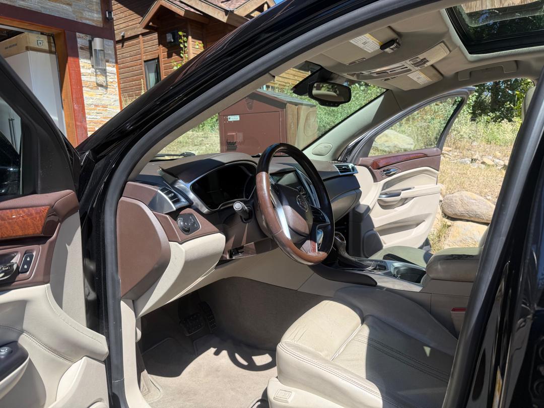 Cadillac_SRX 