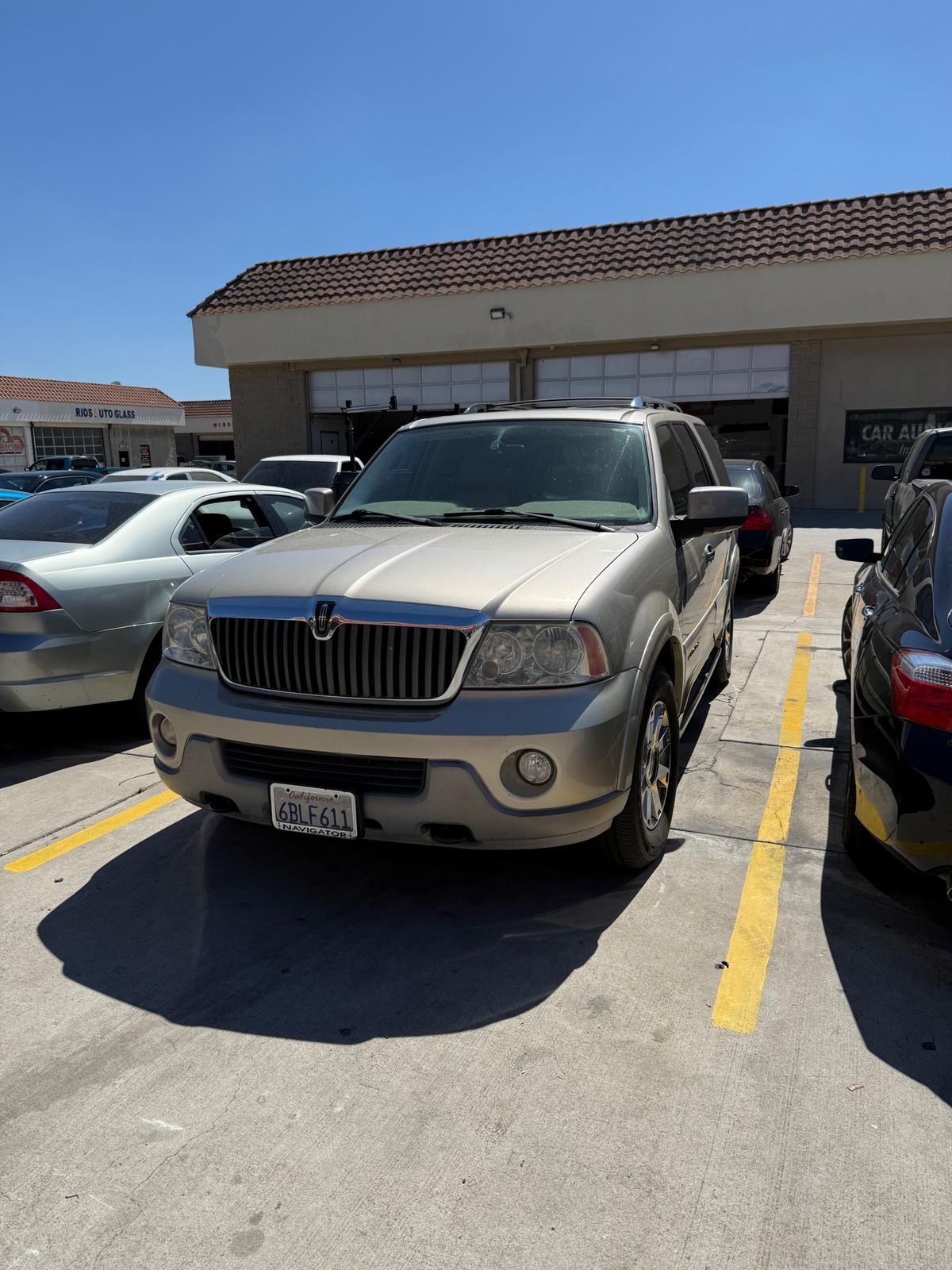 car_image_564x480 - 