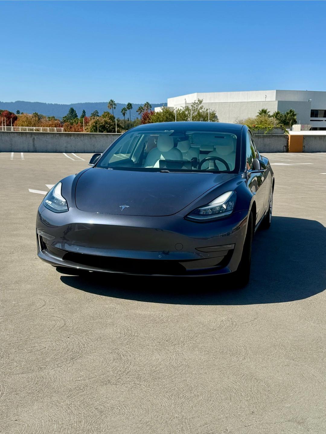 Tesla_Model 3 