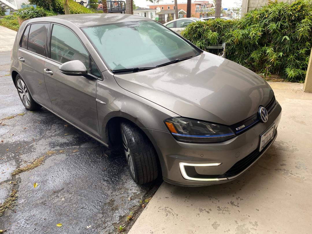 Volkswagen_eGolf 