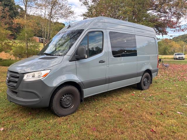 Mercedes-Benz_Sprinter 2500 
