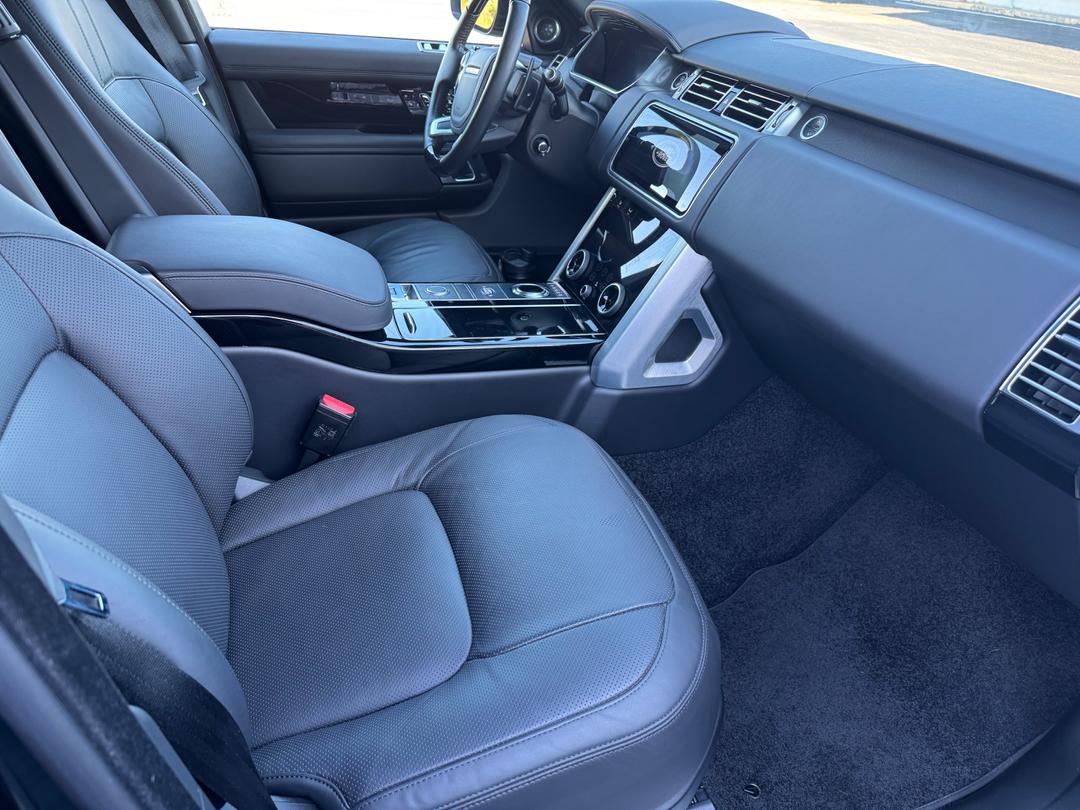 Land Rover_Range Rover 