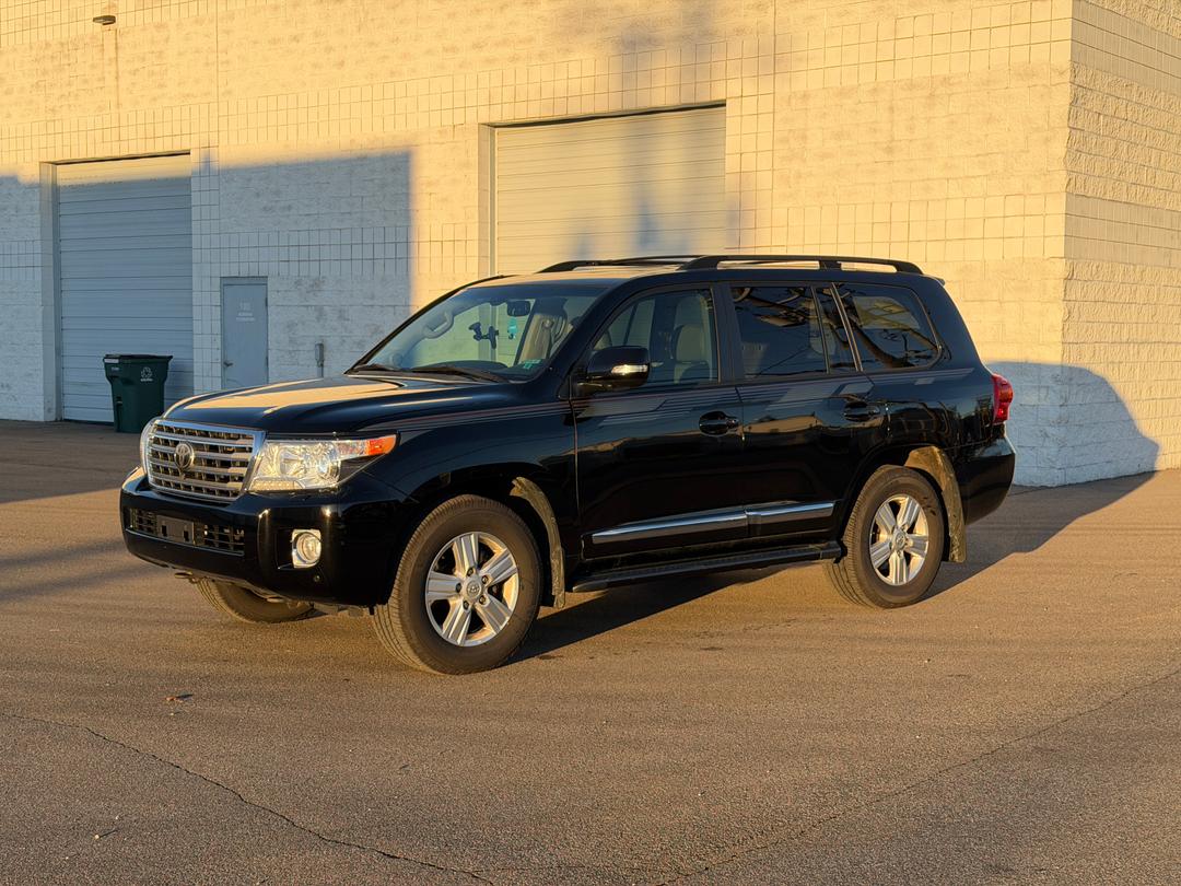 Toyota_Land Cruiser 