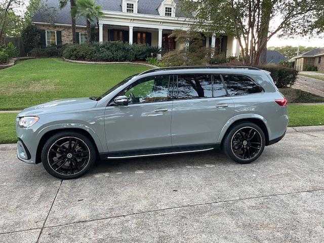 Mercedes-Benz_GLS 