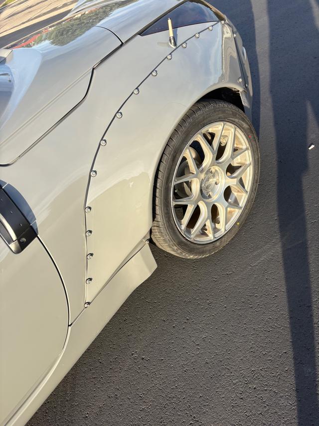 car_image_202x236