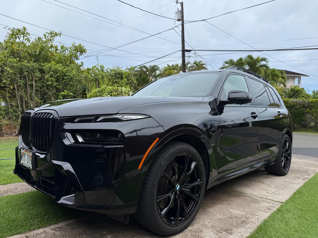 BMW_X7 