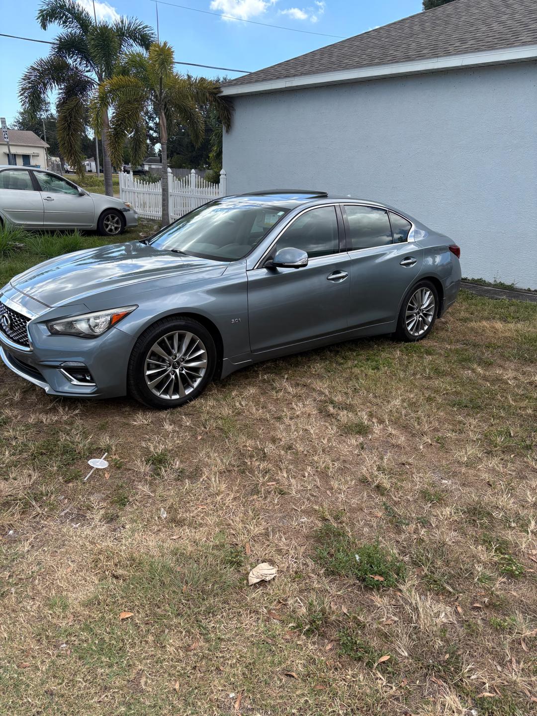 INFINITI_Q50 