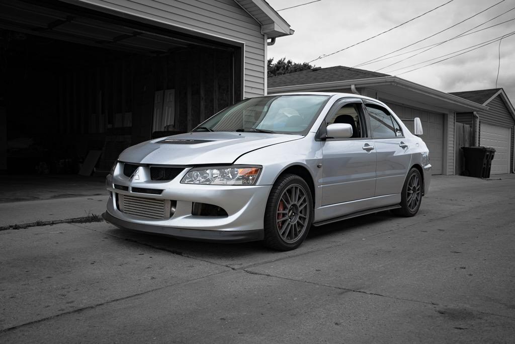 Mitsubishi_Lancer 
