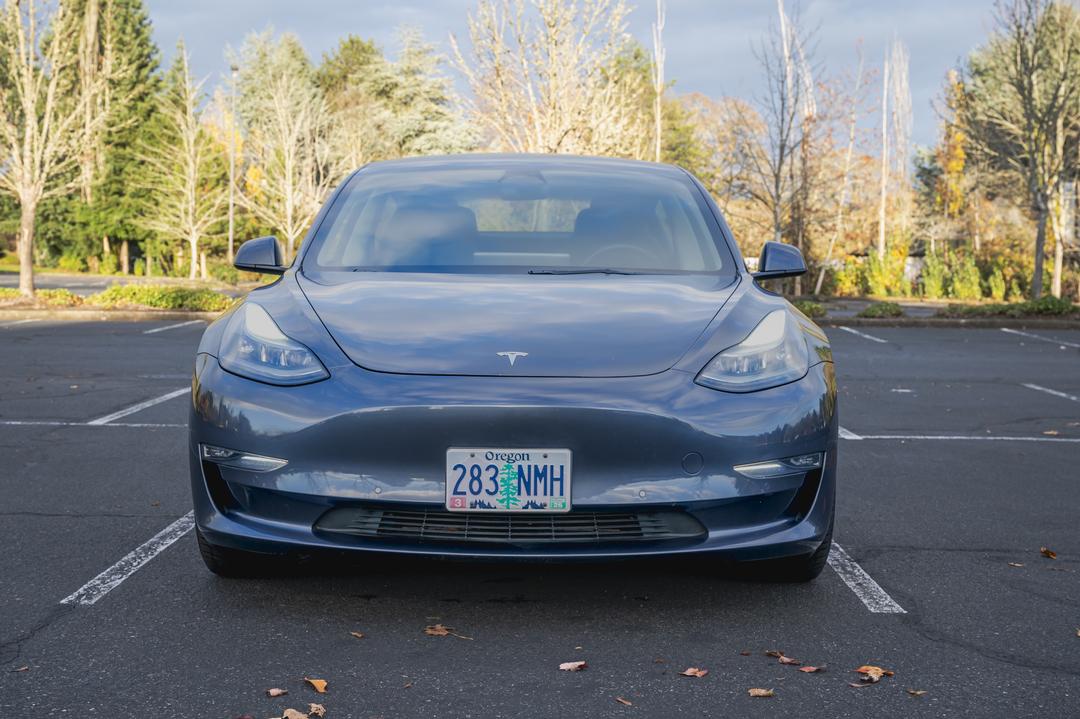 Tesla_Model 3 