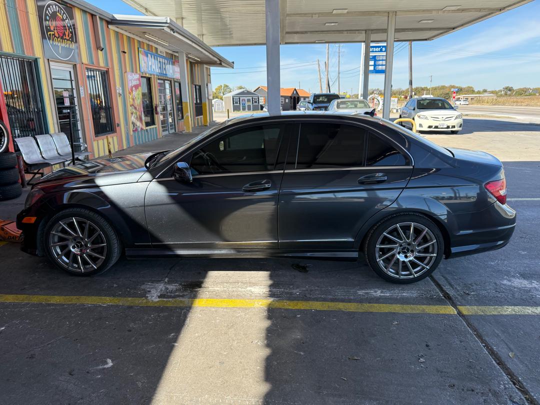 Mercedes-Benz_C Class 