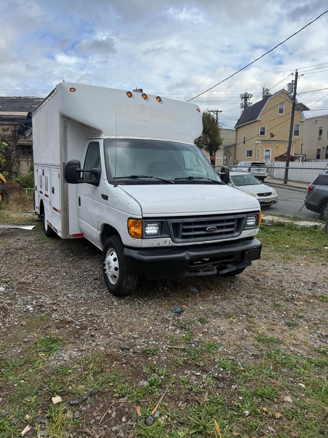 Ford_Commercial Vans 