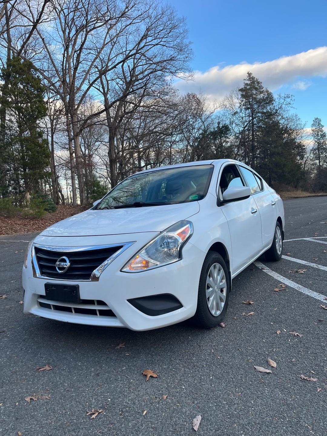 Nissan_Versa 