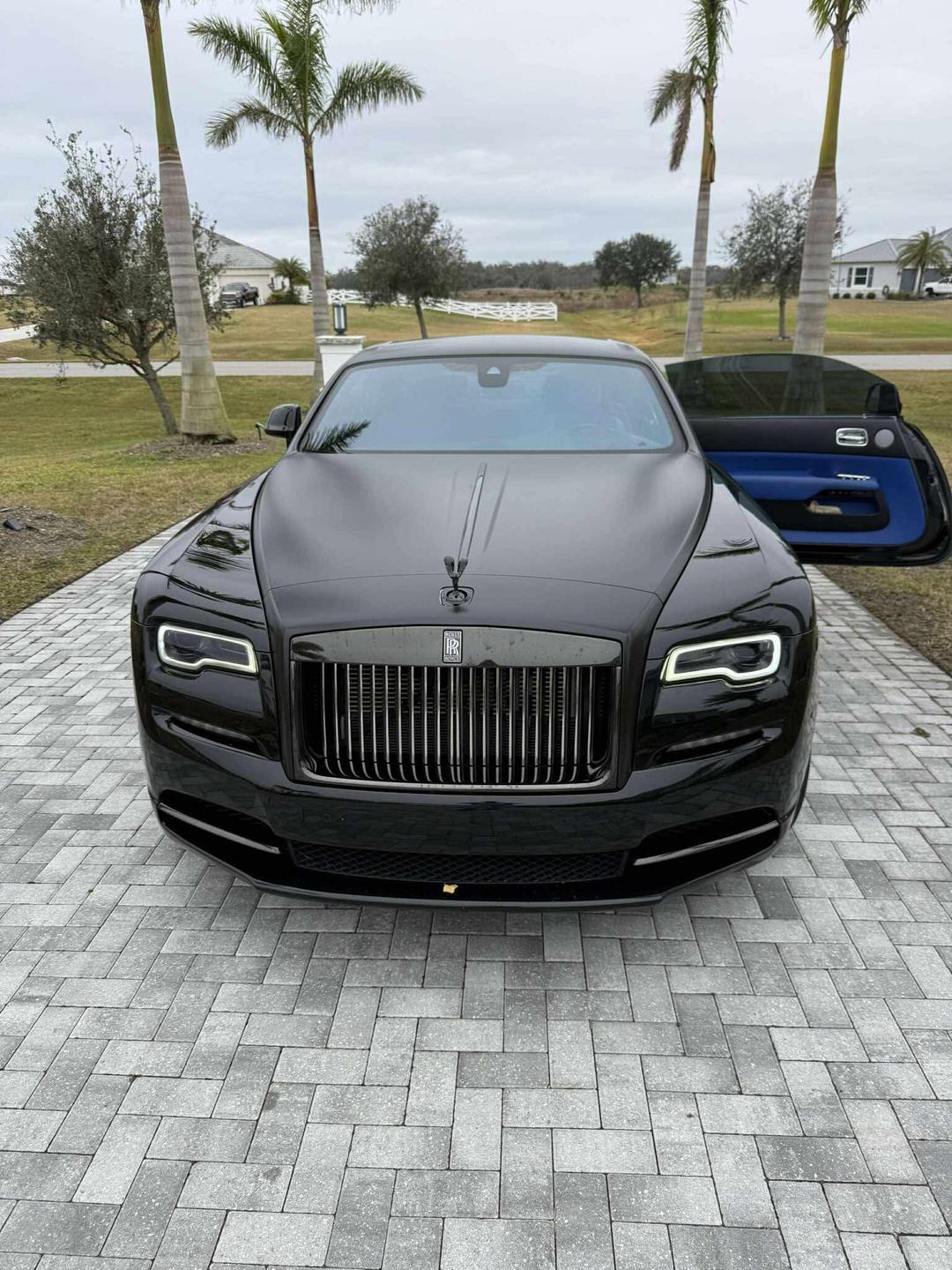 Rolls-Royce_Wraith 