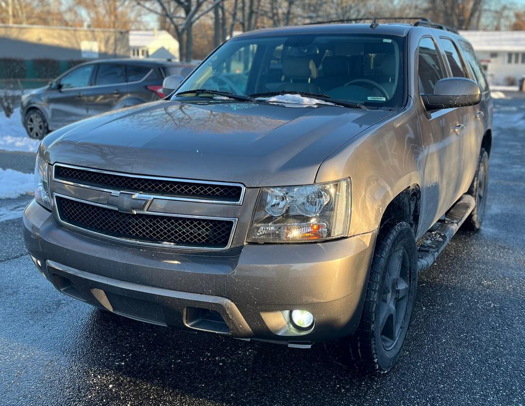 Chevrolet_Tahoe 