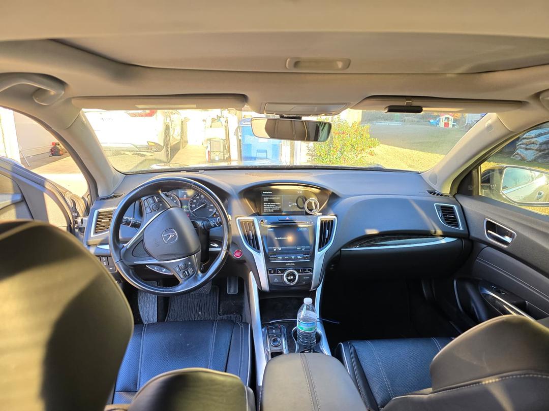 Acura_TLX 