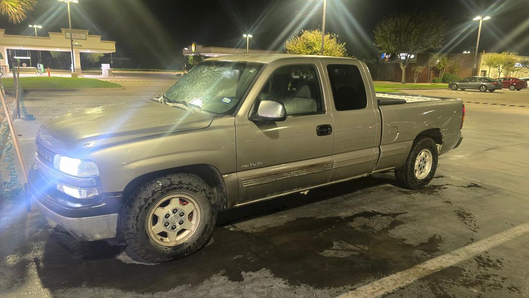 Chevrolet_Silverado 1500 