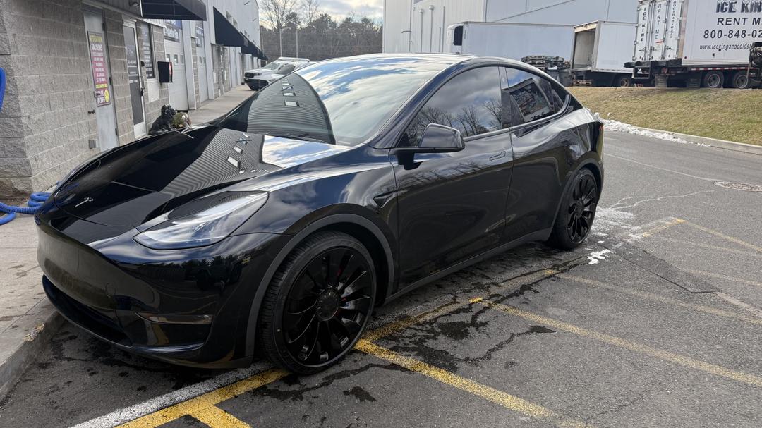 Tesla_Model Y 