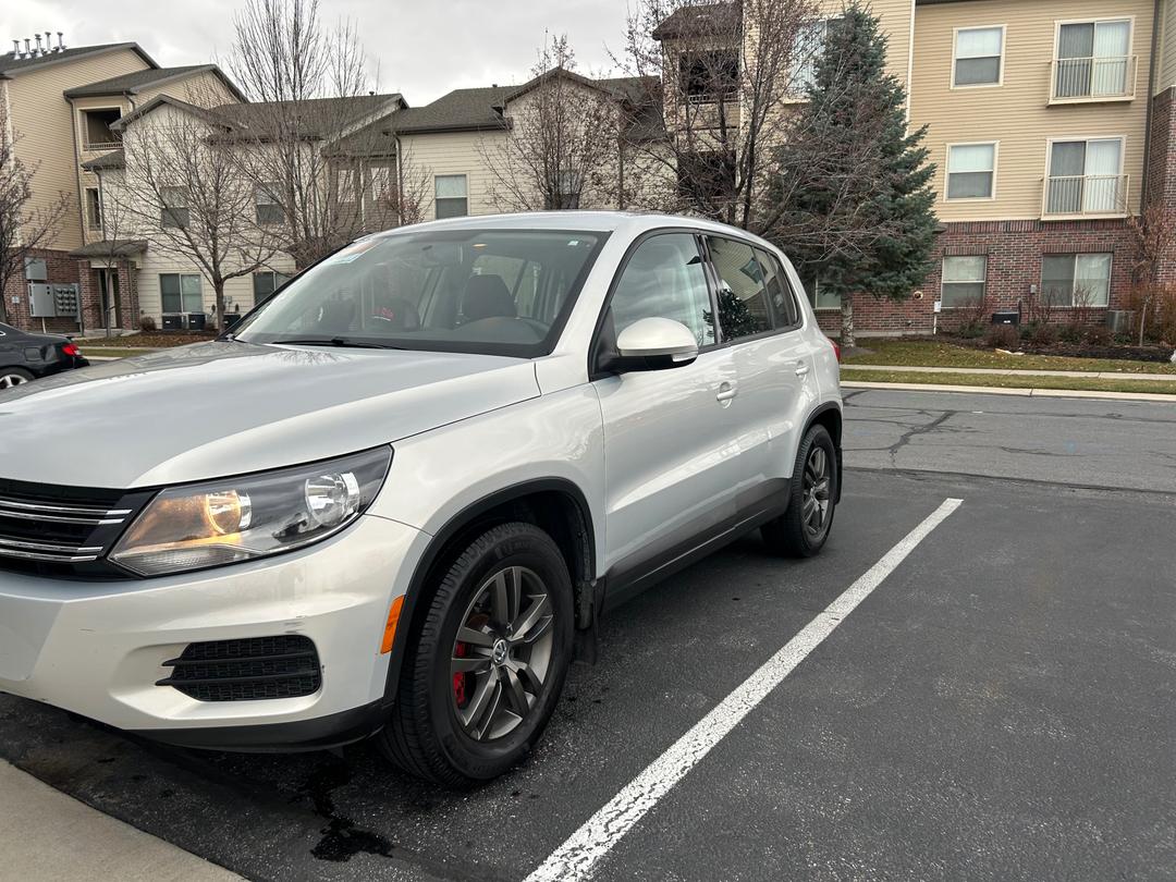 Volkswagen_Tiguan 
