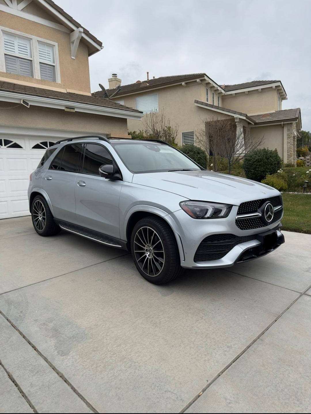Mercedes-Benz_GLE 