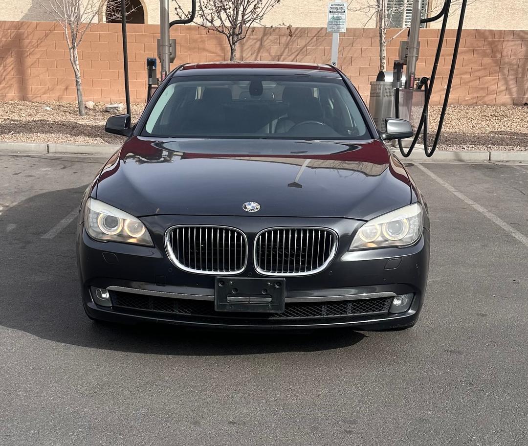 BMW_7-Series 