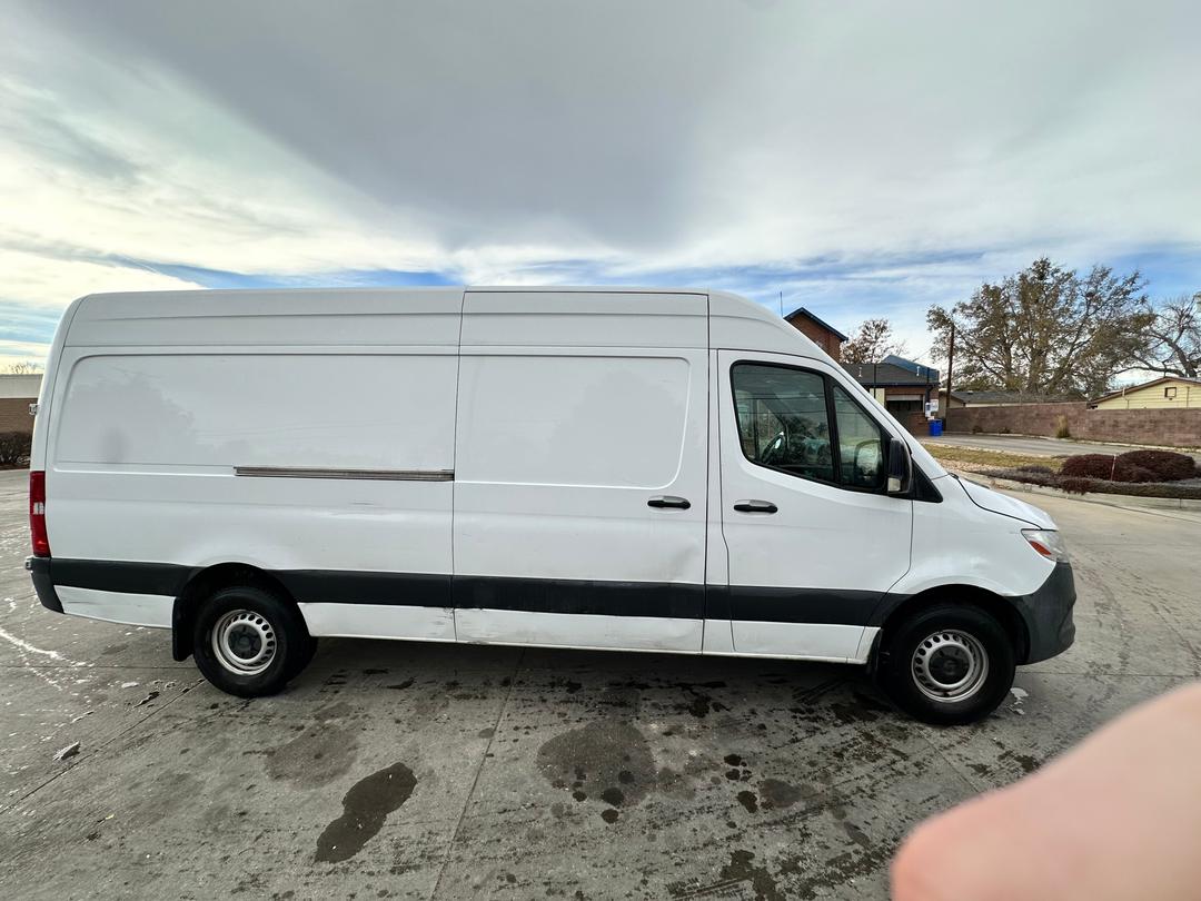Mercedes-Benz_Sprinter 2500 