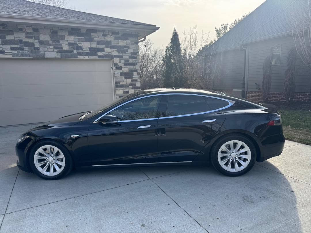 Tesla_Model S 