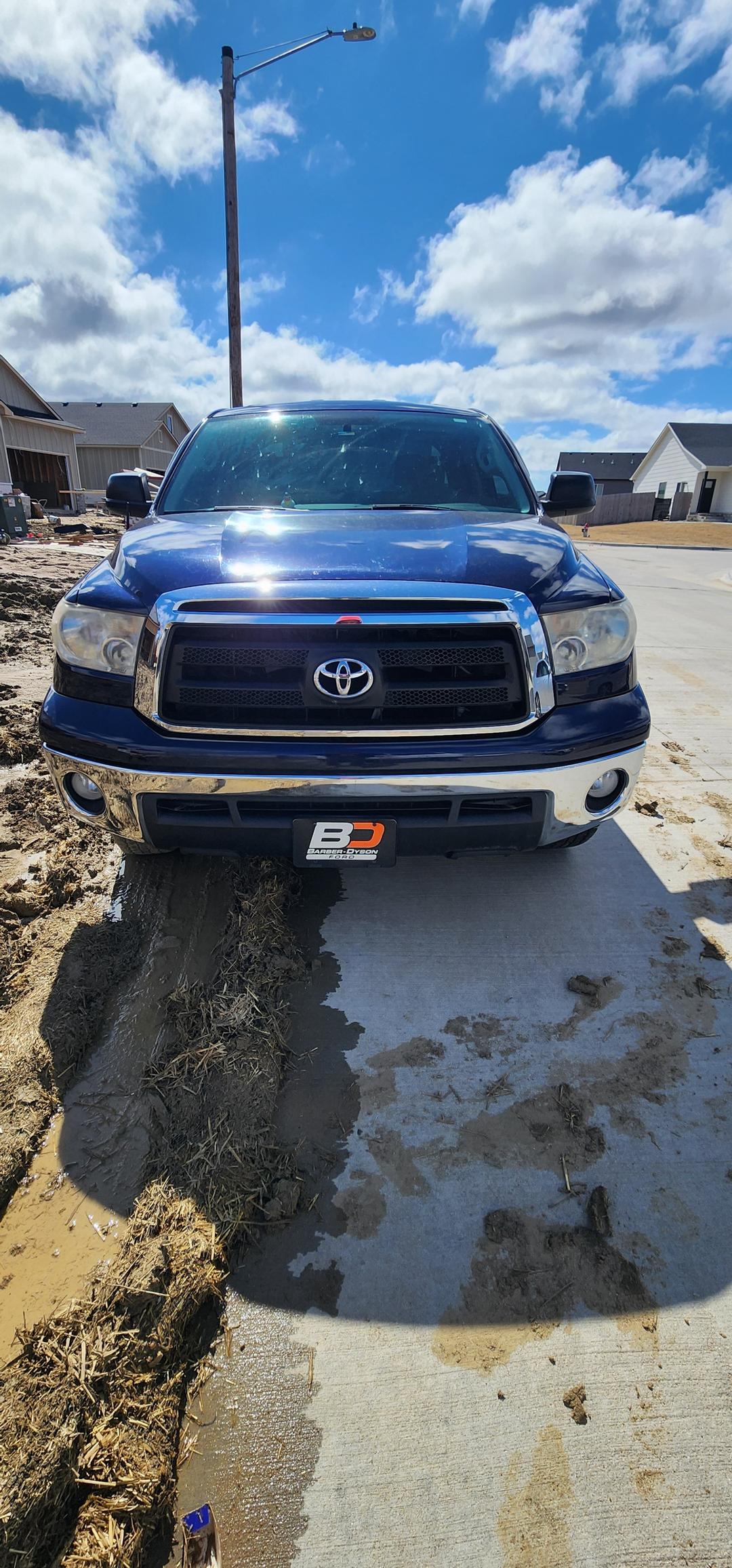 Toyota_Tundra 
