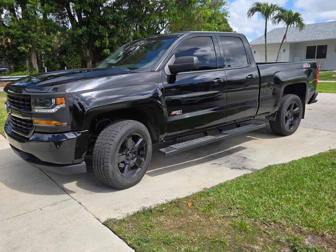 Chevrolet_Silverado 1500 