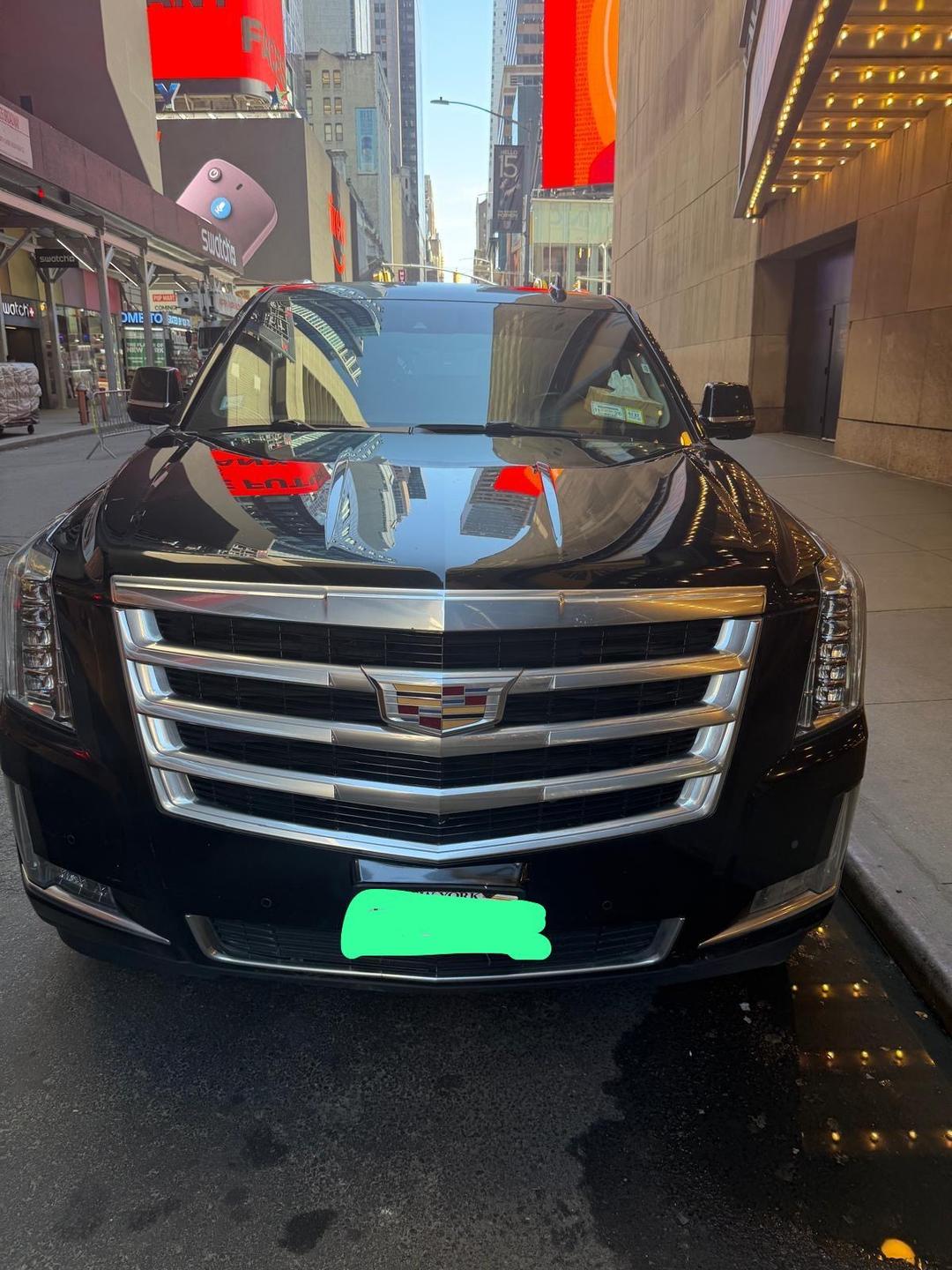 Cadillac_Escalade 