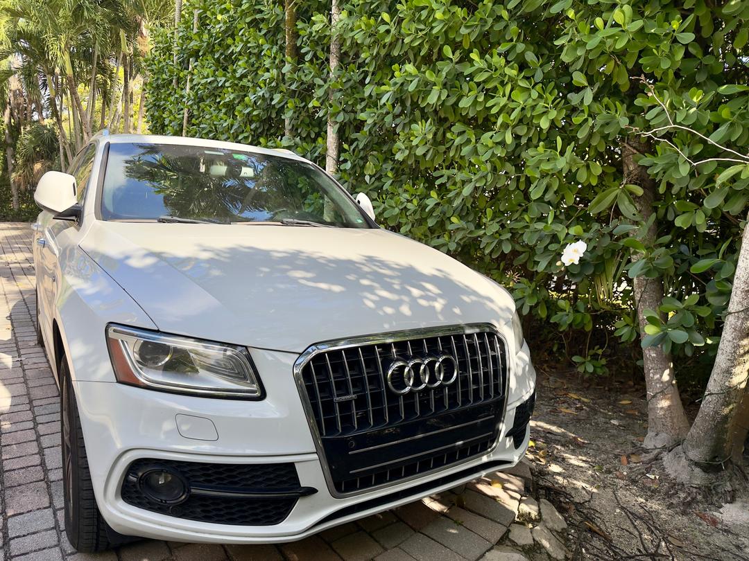 Audi_Q5 