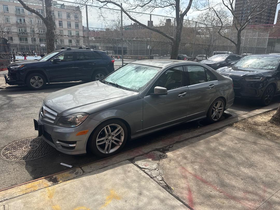 Mercedes-Benz_C Class 