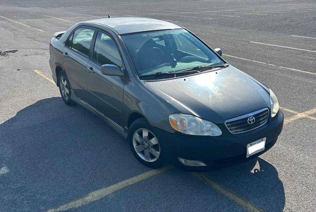 Toyota_Corolla 
