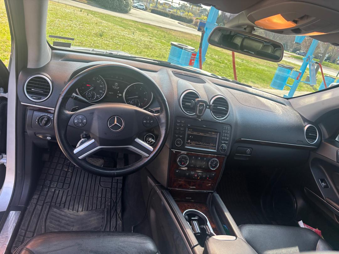 Mercedes-Benz_GL Class 