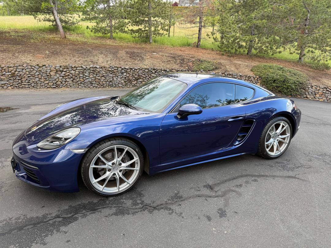 Porsche_718 Cayman 