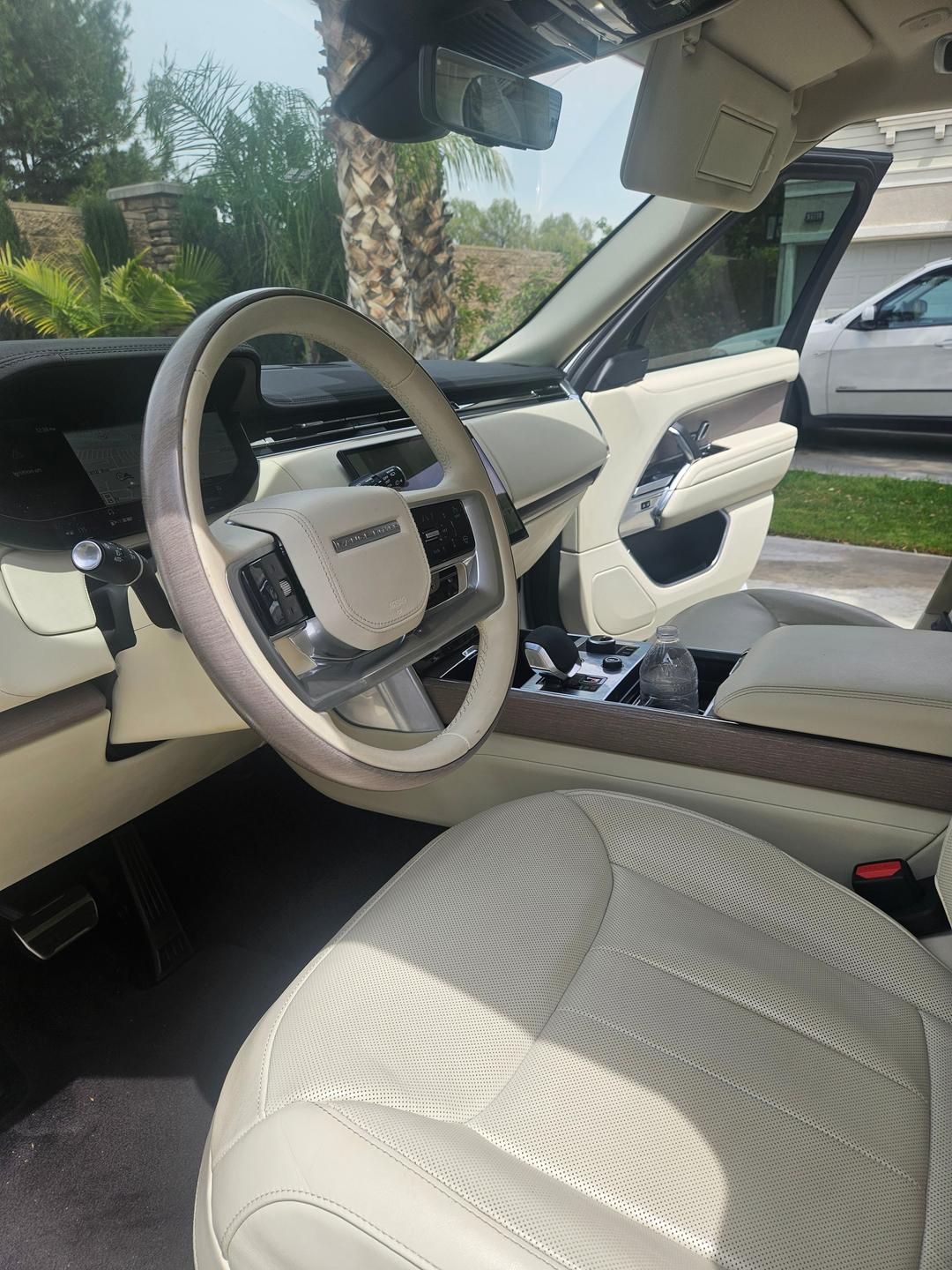 Land Rover_Range Rover 