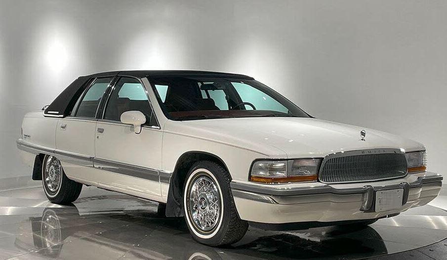Buick_Roadmaster 