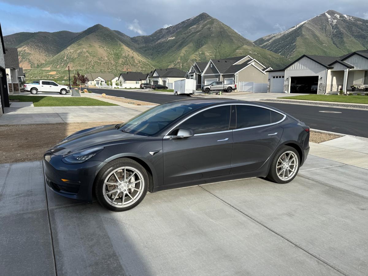 car_image_564x480 - 