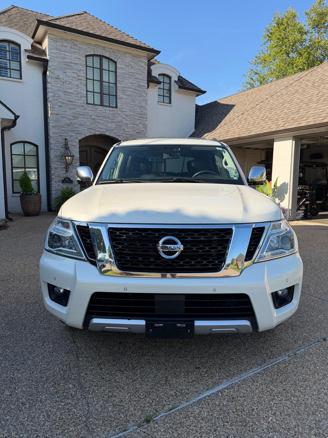 Nissan_Armada 