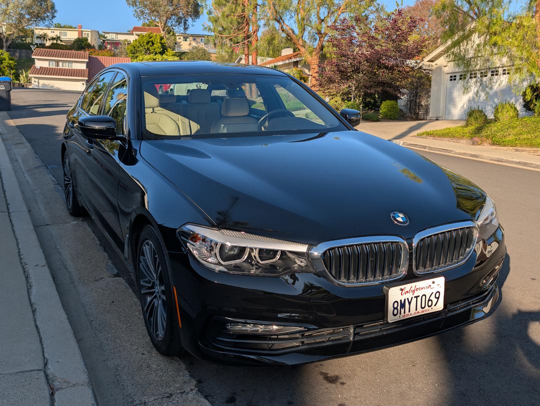 BMW_5-Series 