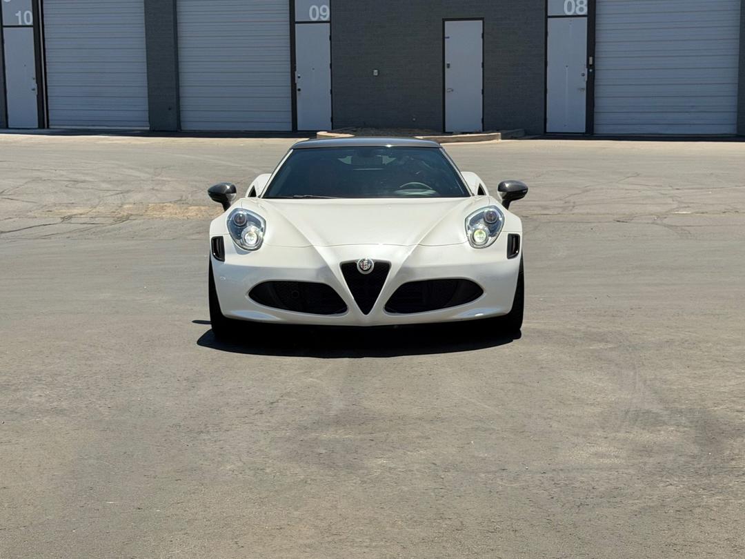 Alfa Romeo_4C 