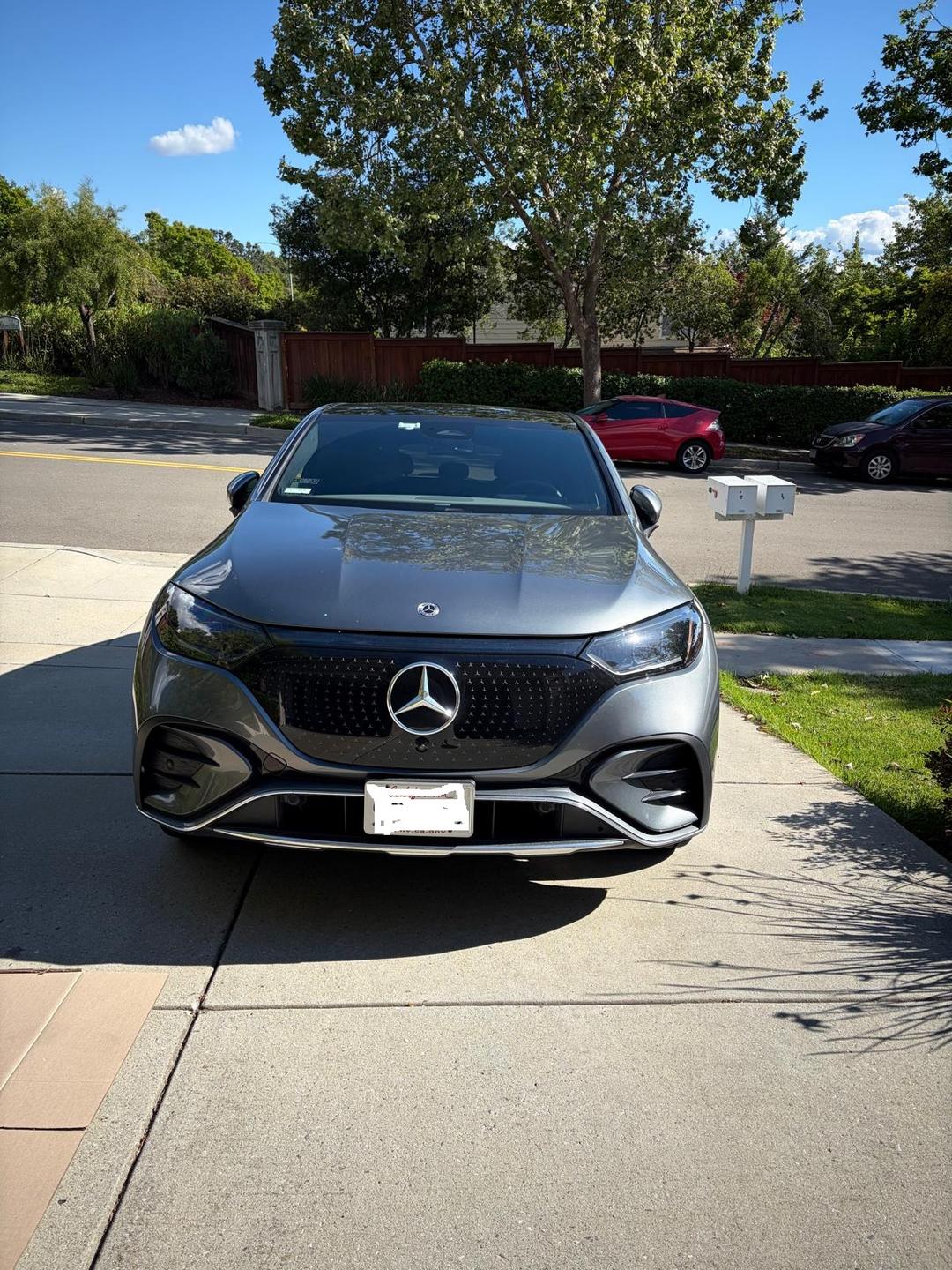 Mercedes-Benz_EQE SUV 
