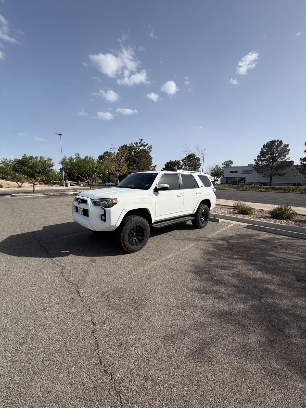 car_image_564x480 - 